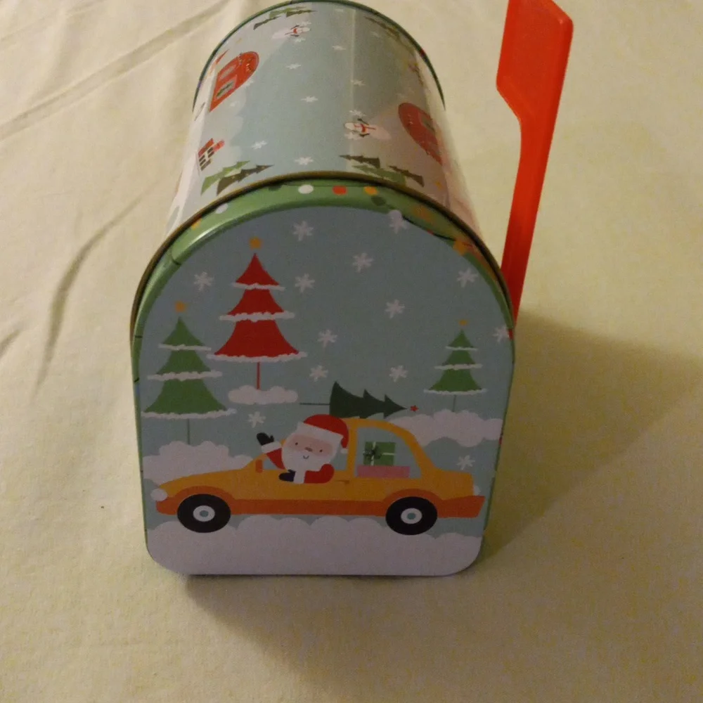 Santa & Penguin Snow Scene Christmas 🎄 Mailbox 📬